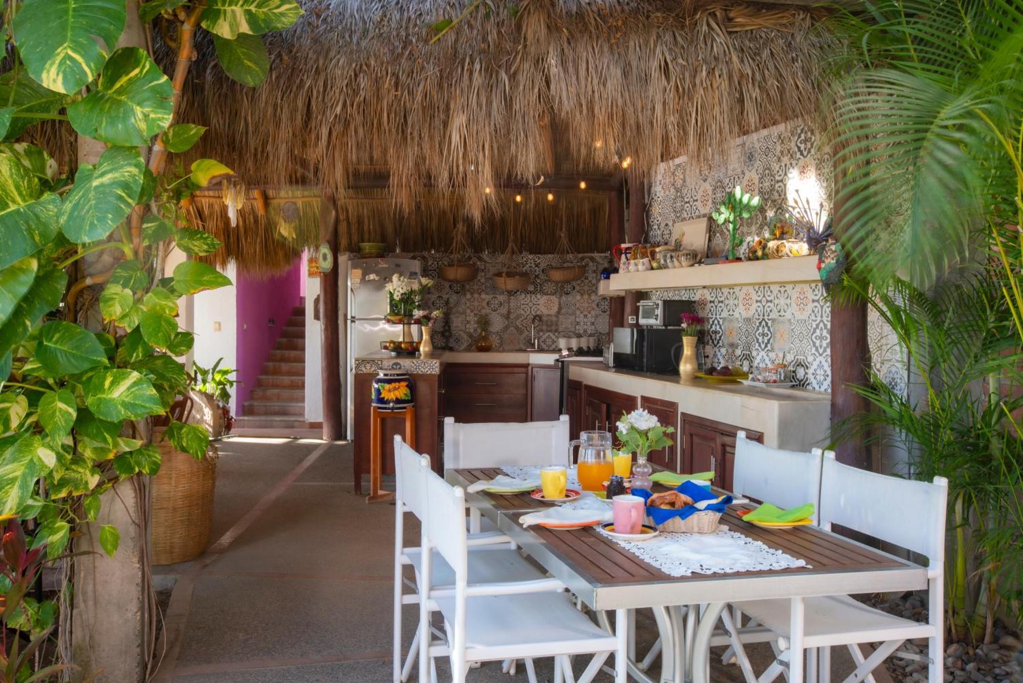 Villa Bella Bed & Breakfast Inn La Cruz de Huanacaxtle 外观 照片
