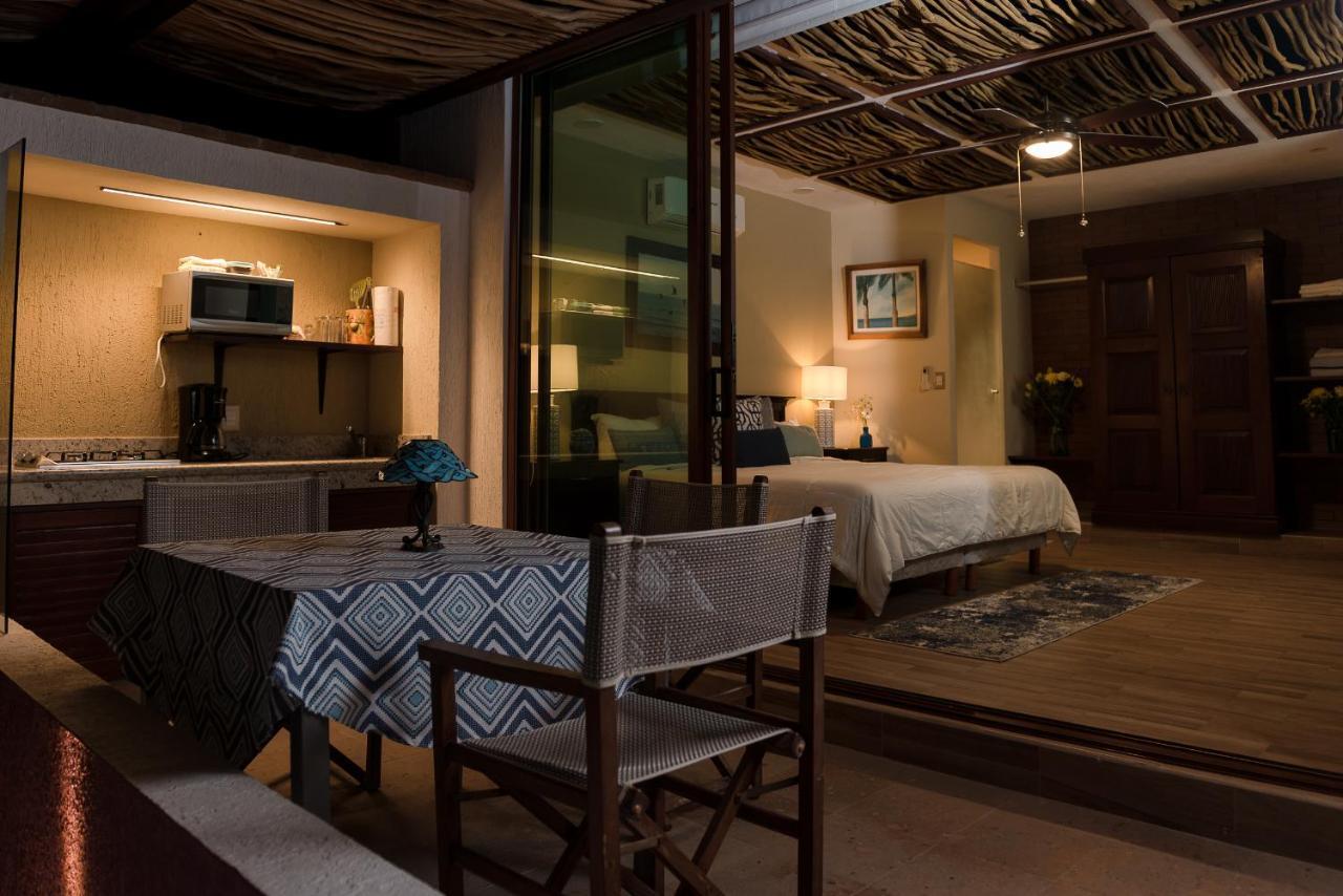 Villa Bella Bed & Breakfast Inn La Cruz de Huanacaxtle 外观 照片