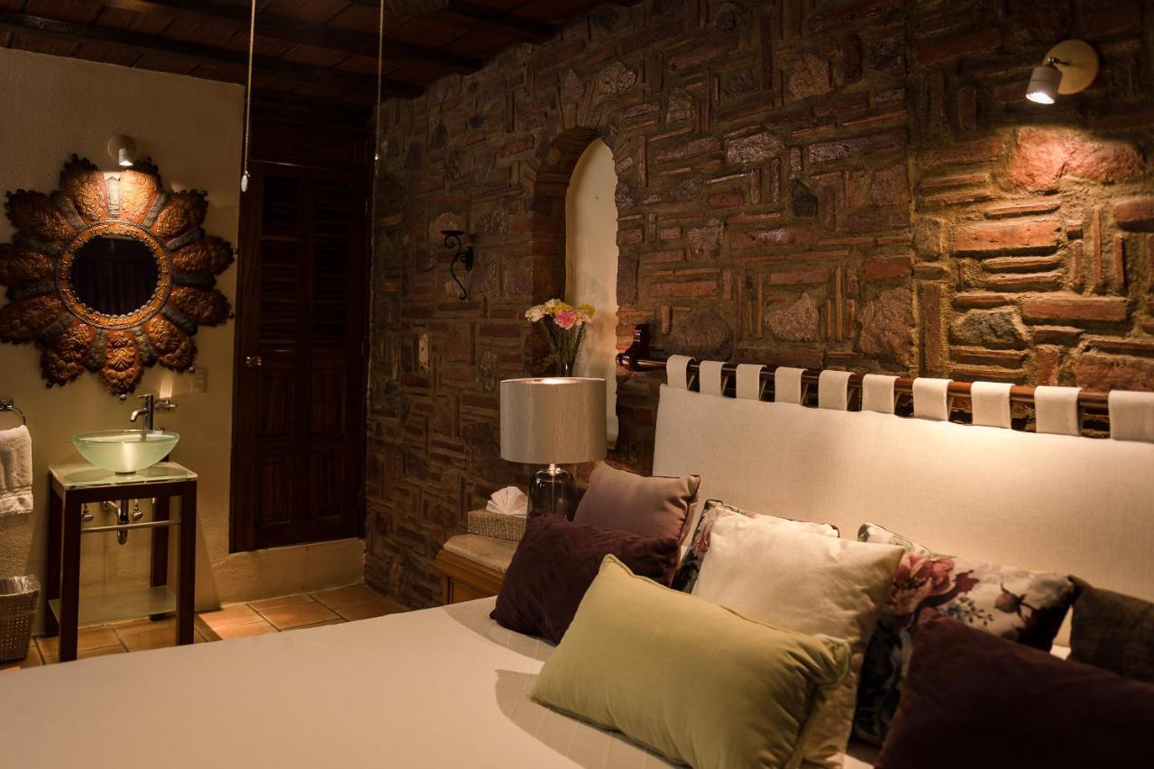 Villa Bella Bed & Breakfast Inn La Cruz de Huanacaxtle 外观 照片